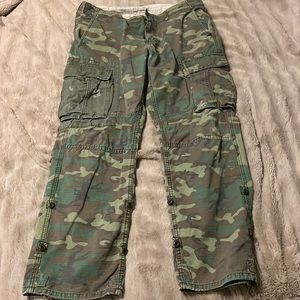 Denim and Supply distressed camo pants mens- 34x32